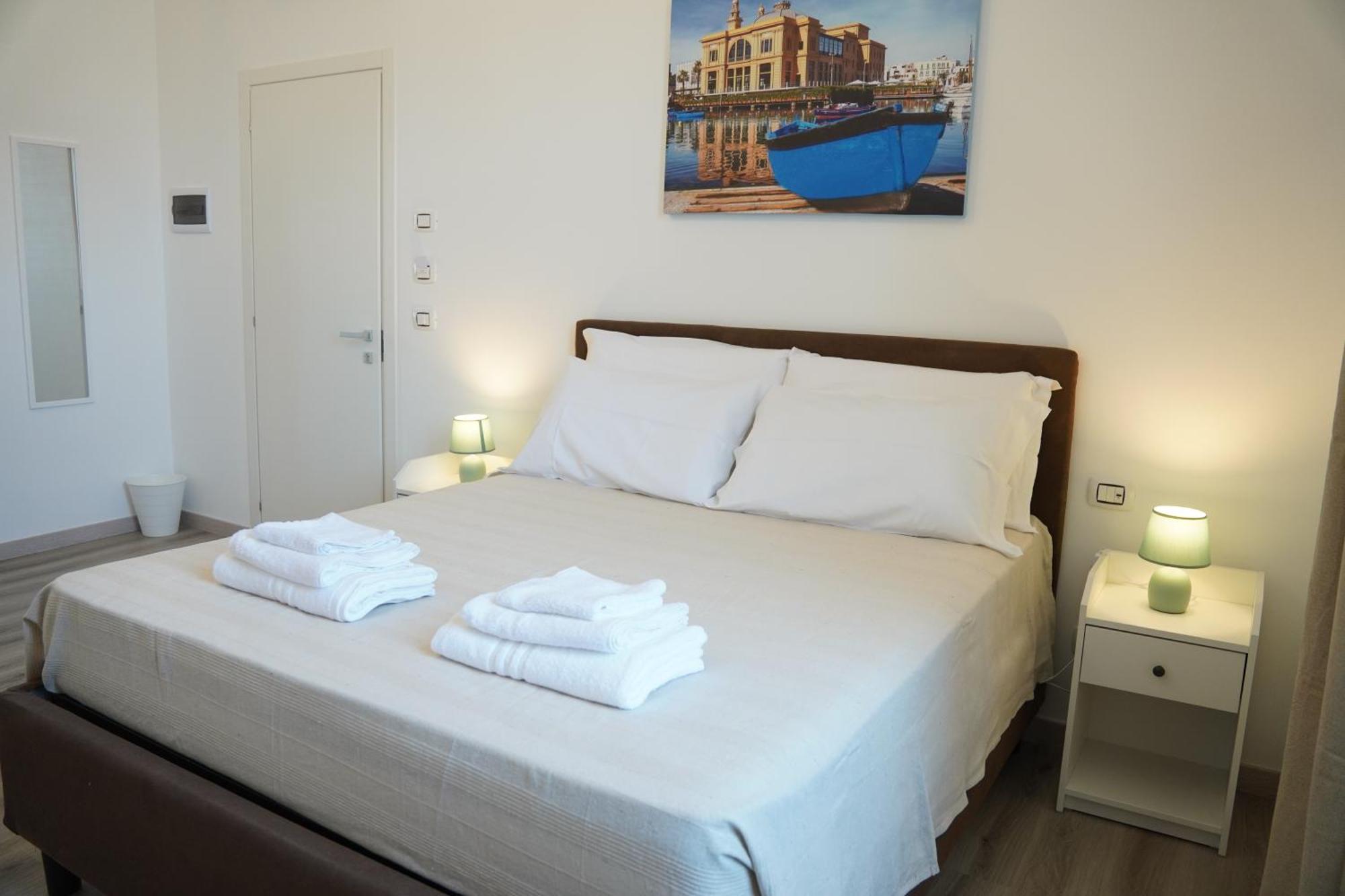 Bari Vica Rooms Bagian luar foto